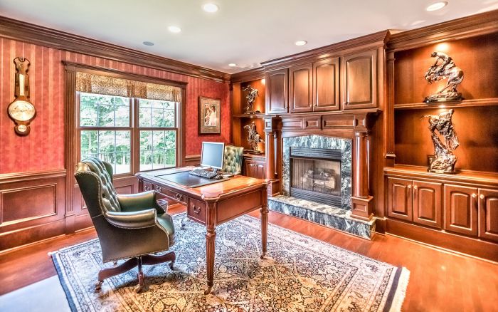 franklin park luxury homes for sale